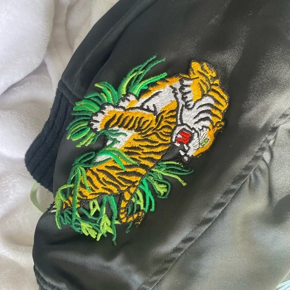 OFF-WHITE Bomber Jacket Tiger Embroidery